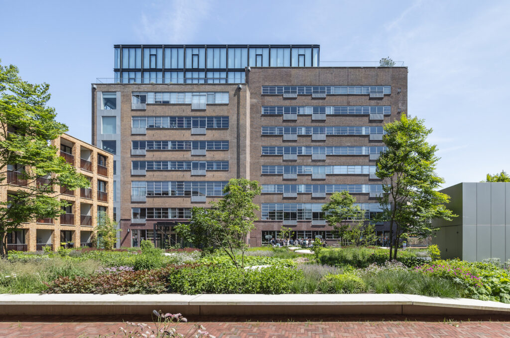 Molengebouw en Riffellokaal van De Meelfabriek in Leiden
