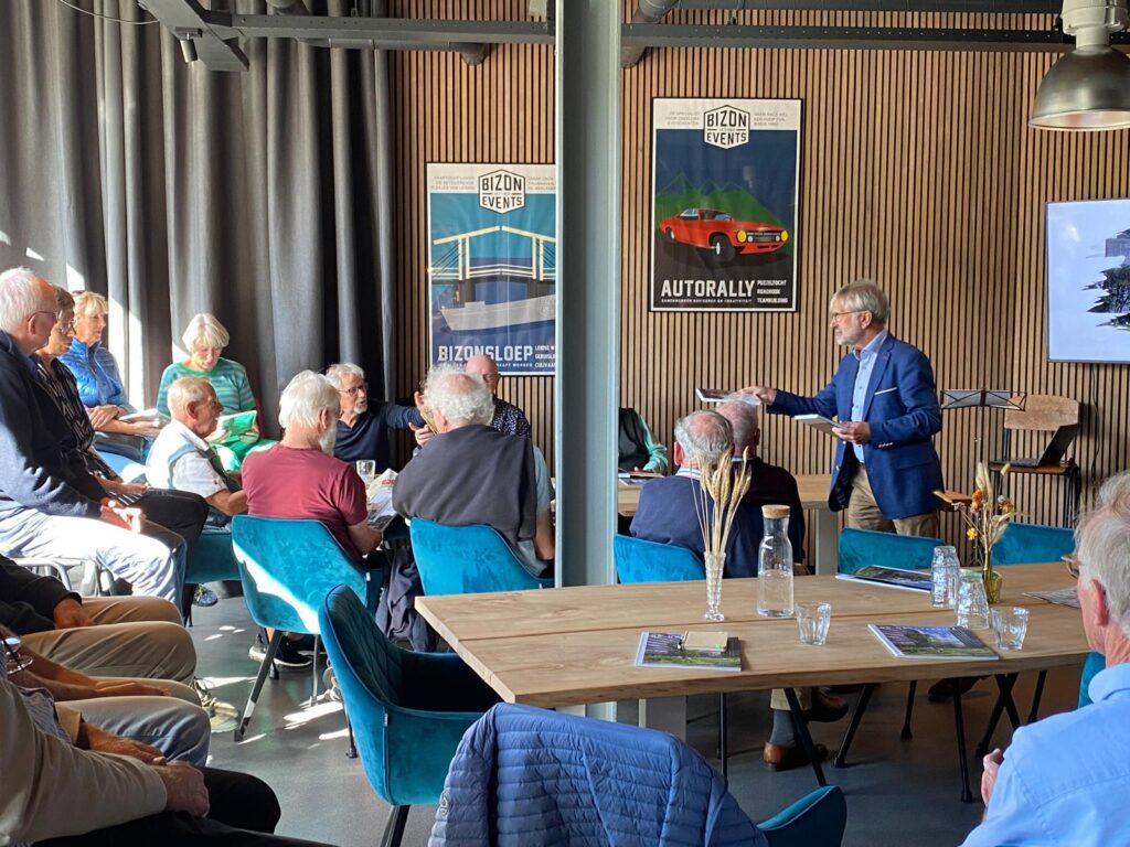 Boek lancering, De Leidse Meelfabriek De Sleutels – Graanhandel en het rijke leven van de familie De Koster’ van schrijver Frits van Oosten